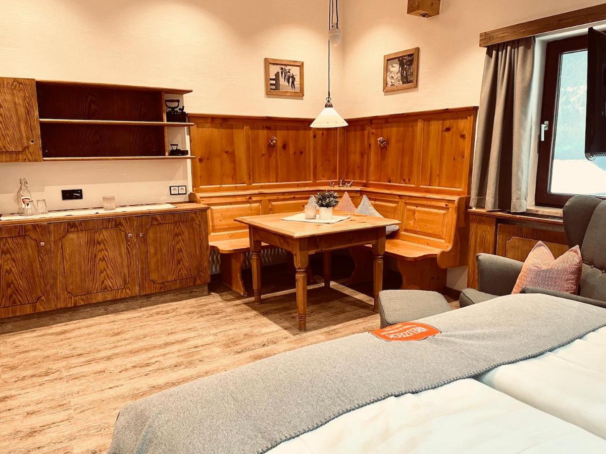Pension Kreuzeck - Dein Gluecksplatz Am Lech Вайссенбах-на-Лехе Экстерьер фото