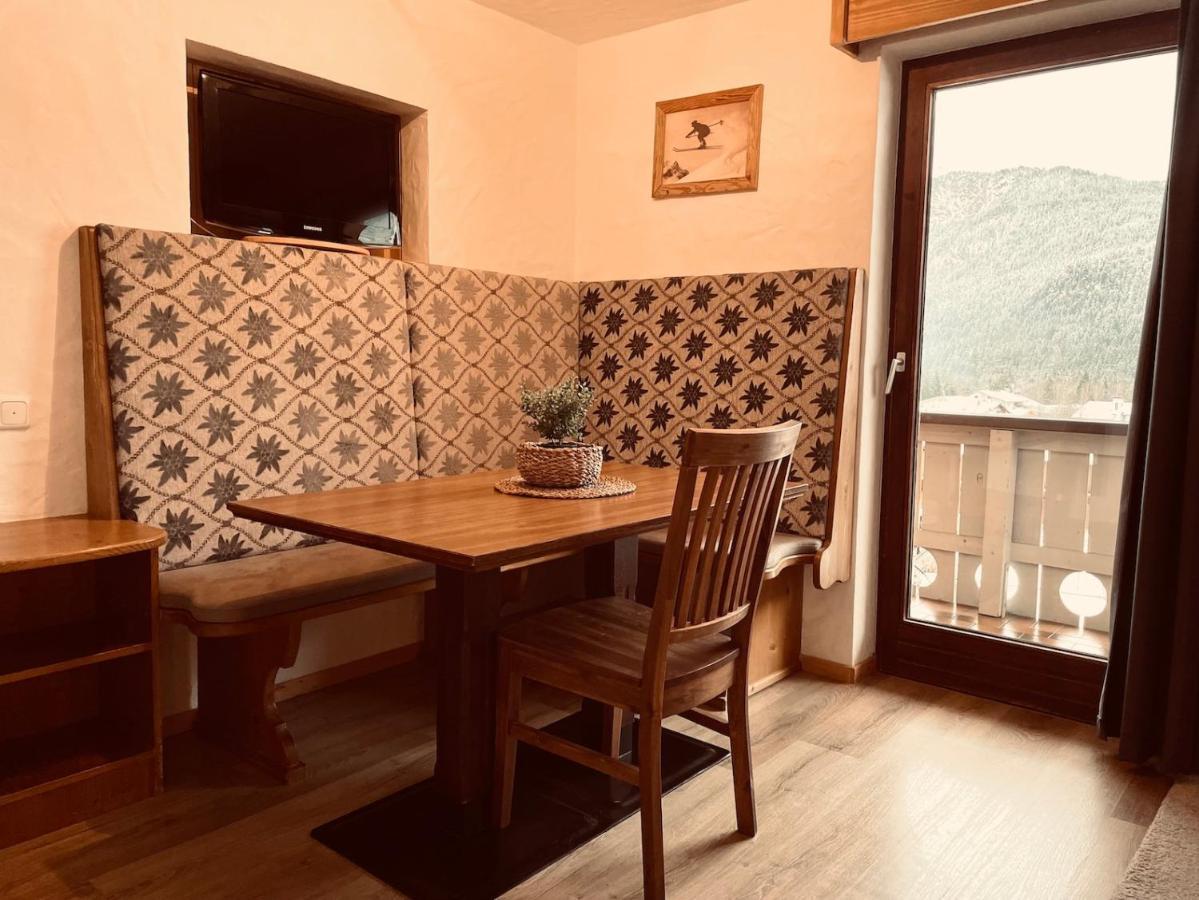 Pension Kreuzeck - Dein Gluecksplatz Am Lech Вайссенбах-на-Лехе Экстерьер фото
